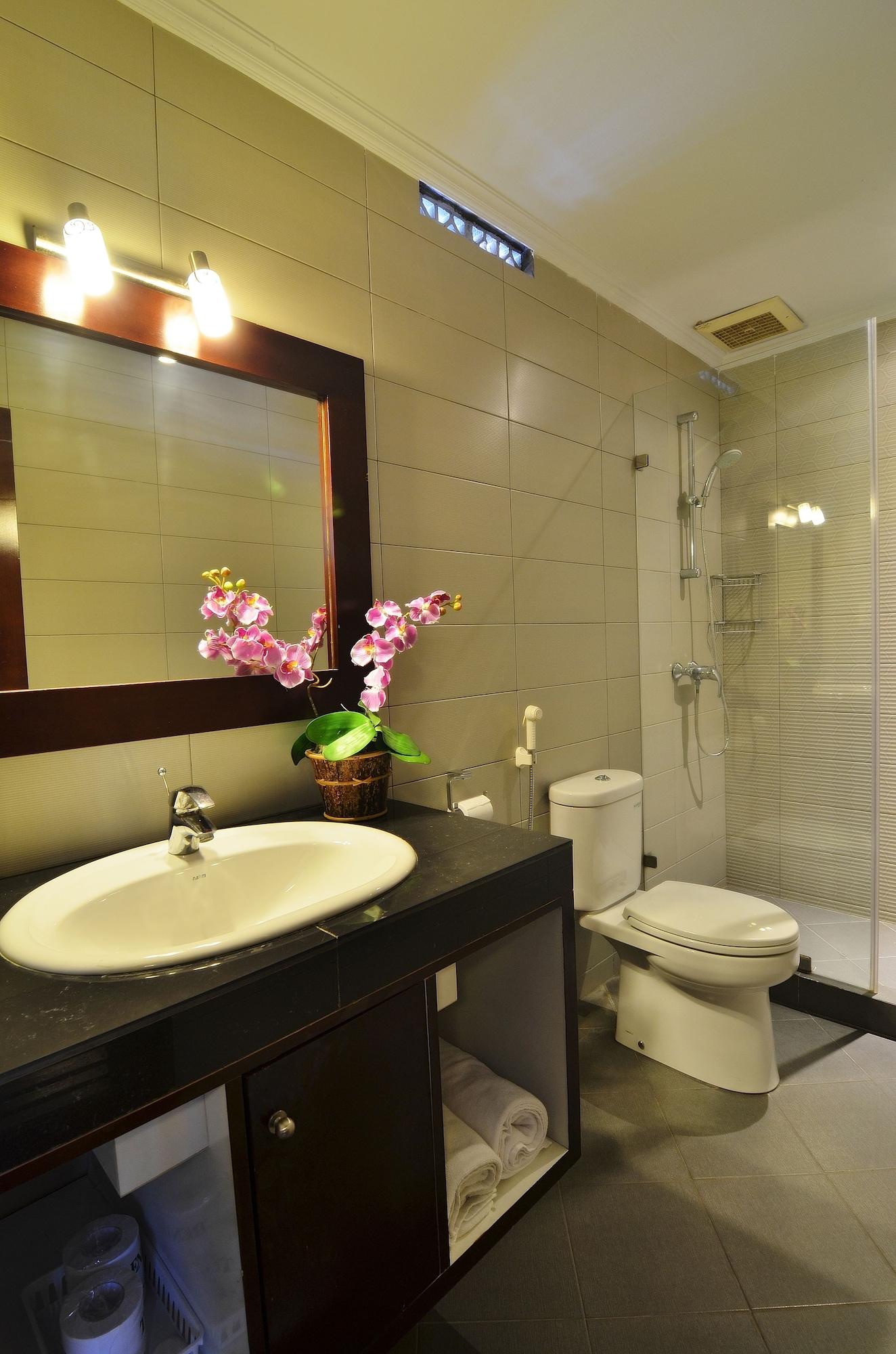 Rosani Hotel Kuta  Ngoại thất bức ảnh